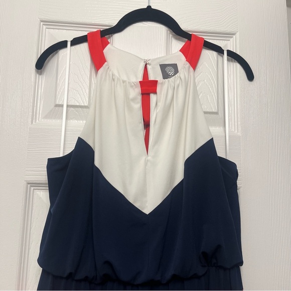 Vince Camuto Colorblock Chevron Maxi Dress - Picture 3 of 8